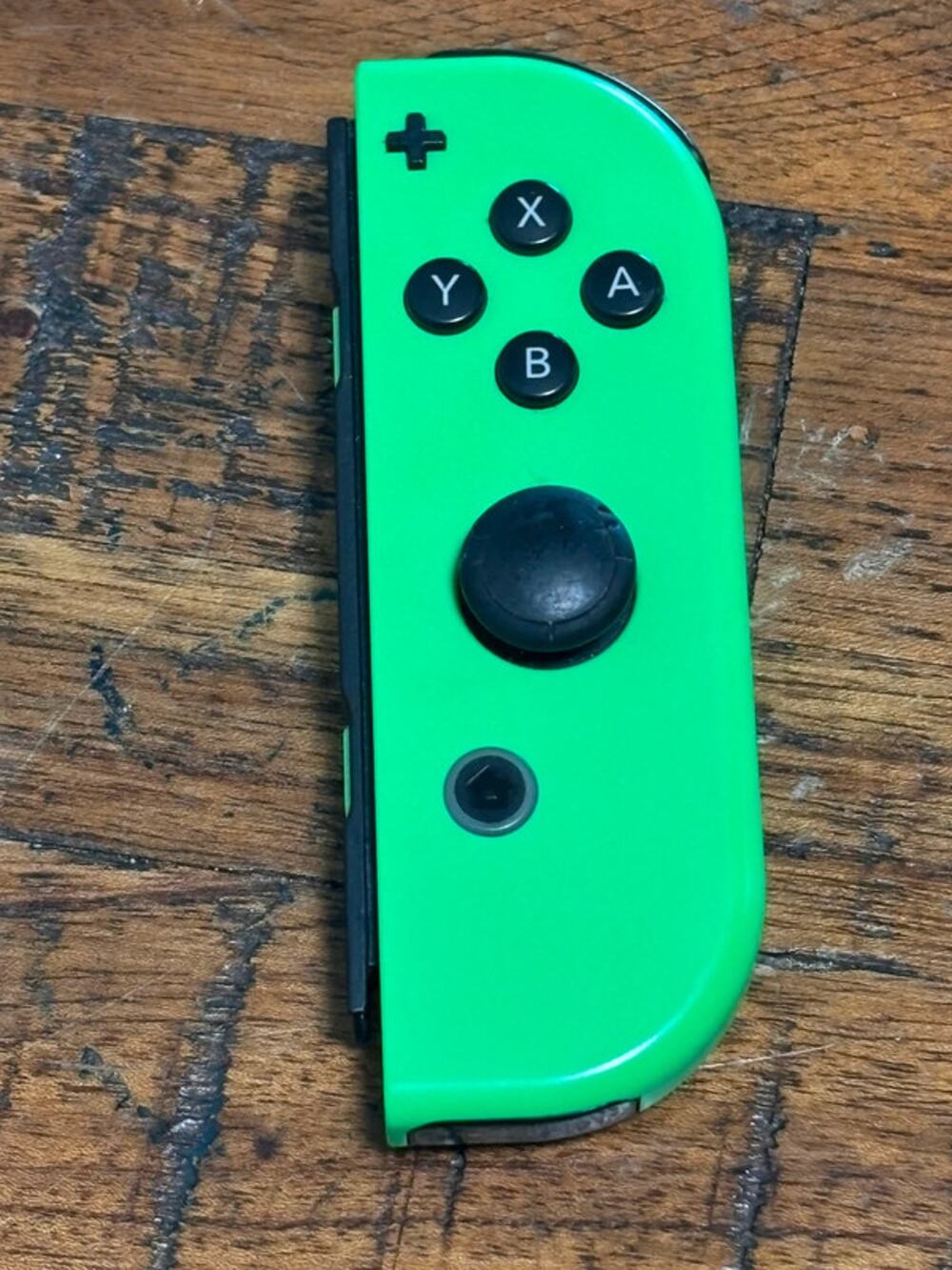Nintendo Joy-Con (R) Wireless Controller for Switch HAC-015 Neon Green